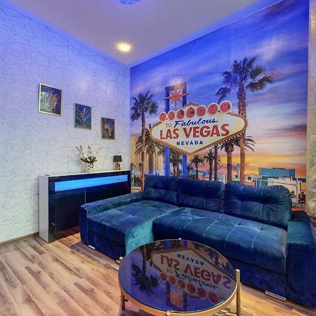 Apartament Las Vegas De Lux-Deptak Dworcowa บือตอม ภายนอก รูปภาพ