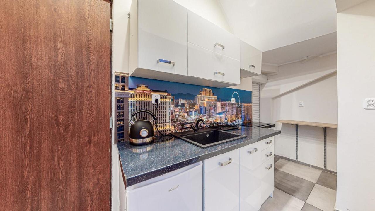Apartament Las Vegas De Lux-Deptak Dworcowa บือตอม ภายนอก รูปภาพ